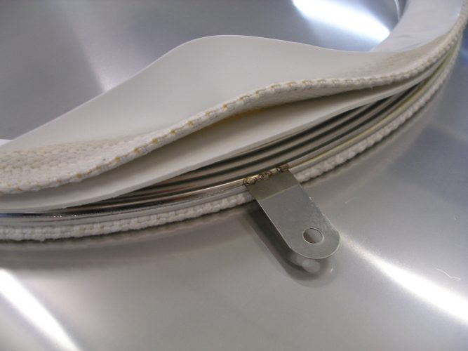 ALETTA DI POSIZIONAMENTO E MESSA A TERRA