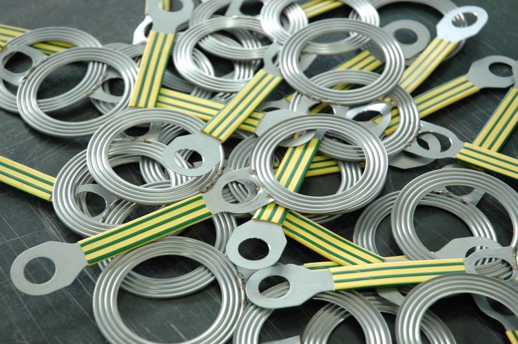 ALETTA DI POSIZIONAMENTO E MESSA A TERRA